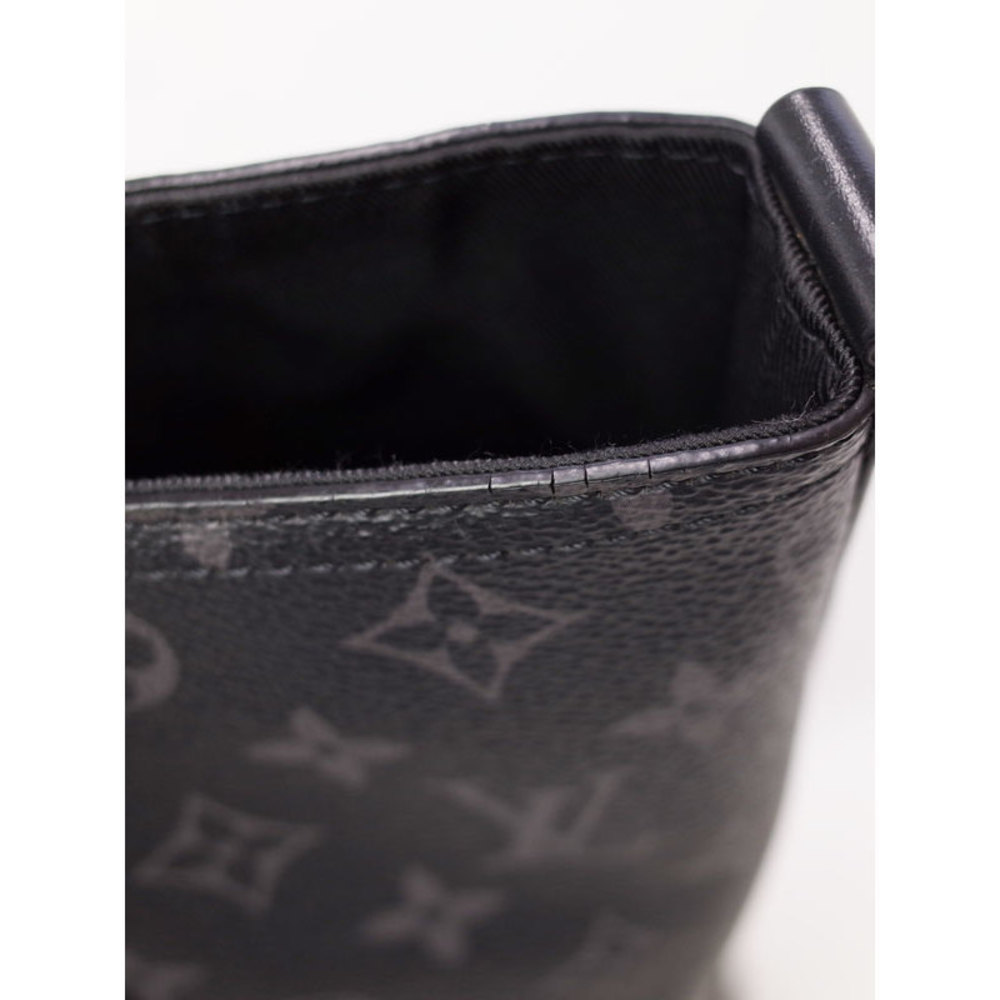 Louis Vuitton Eclipse Monogram Apollo Bag Black T… - image 4